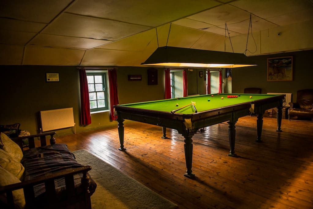 Billiard.jpg