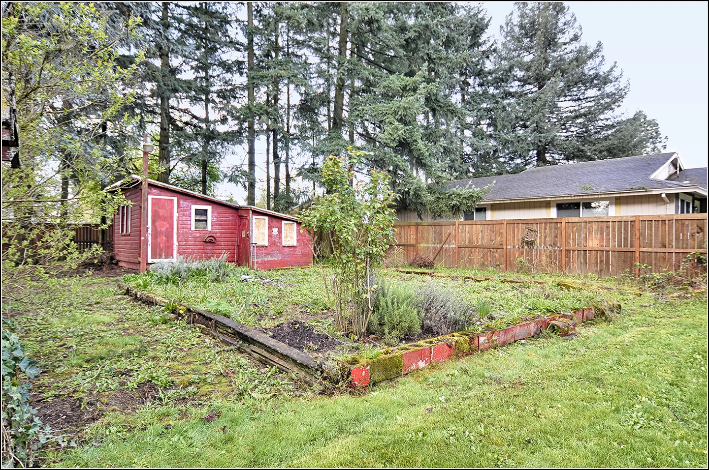 6_6701 SE 52nd Ave copy.jpg