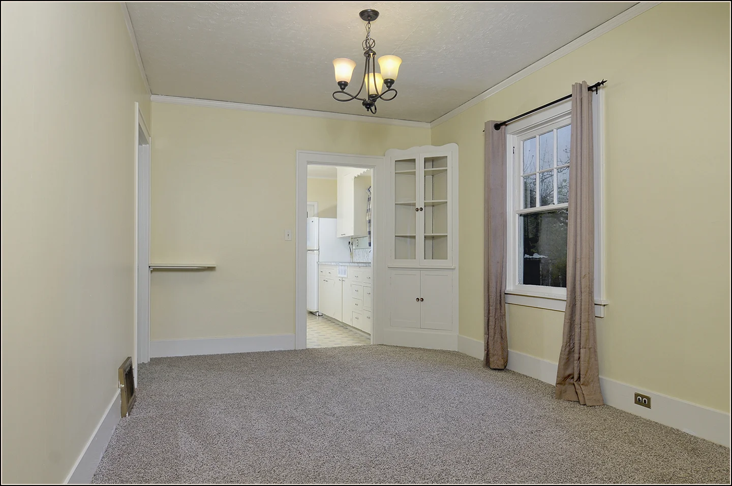 12_6701 SE 52nd Ave copy.jpg