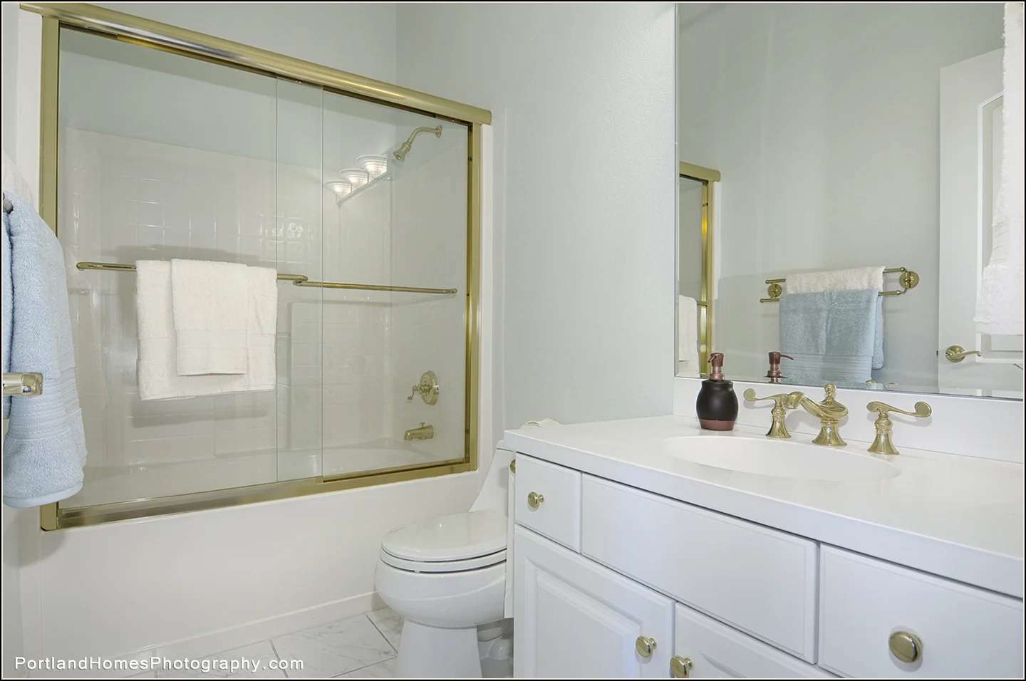 22_2049 NW Lake Rd, Camas copy.jpg