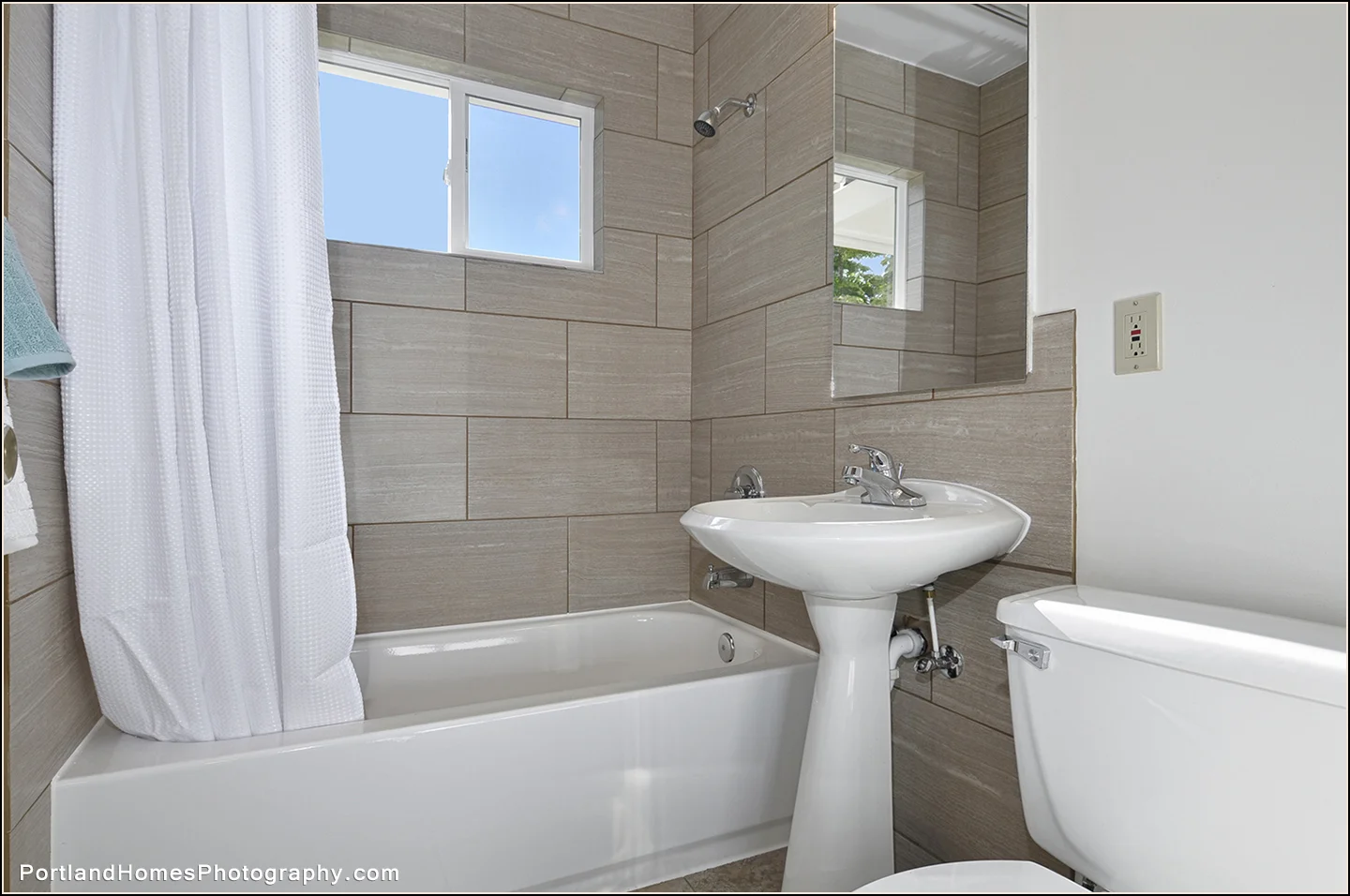 14_4112 SE 102nd Ave copy.jpg