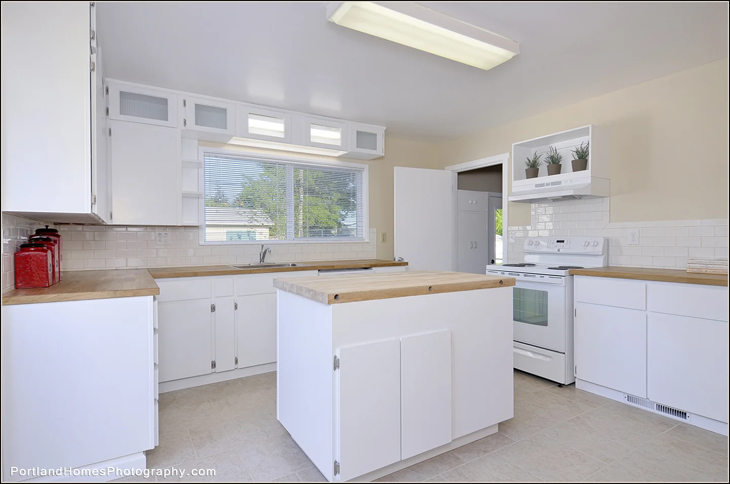 17_4112 SE 102nd Ave copy.jpg