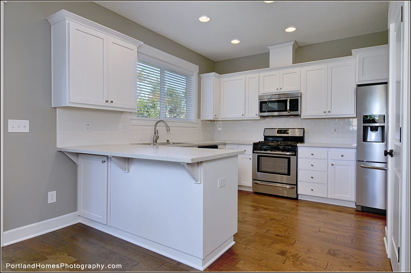 7_7047 SE 64th St Portland copy.jpg