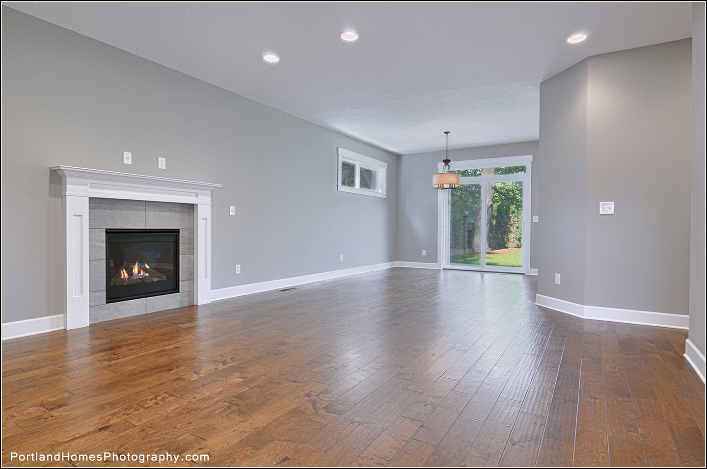 10_7047 SE 64th St Portland copy.jpg