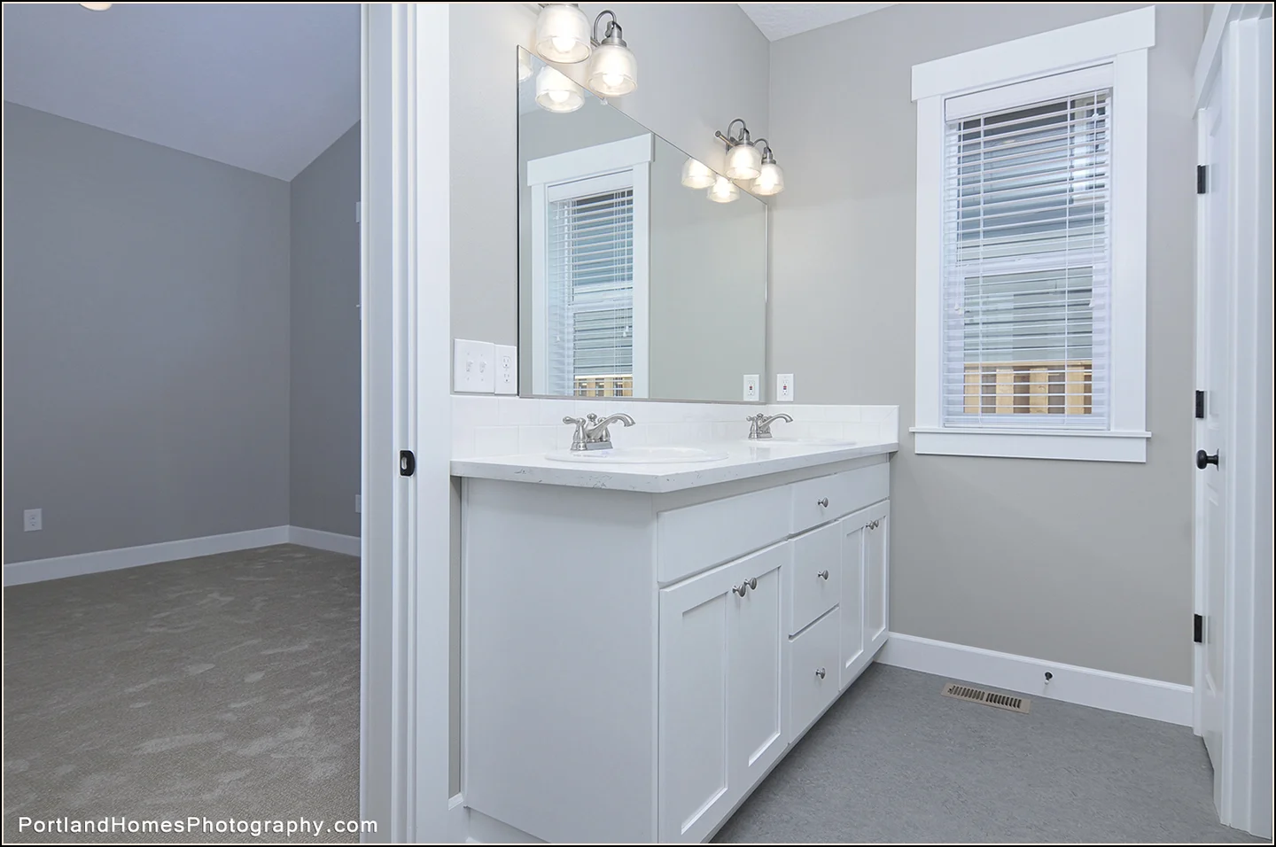 15_7047 SE 64th St Portland copy.jpg