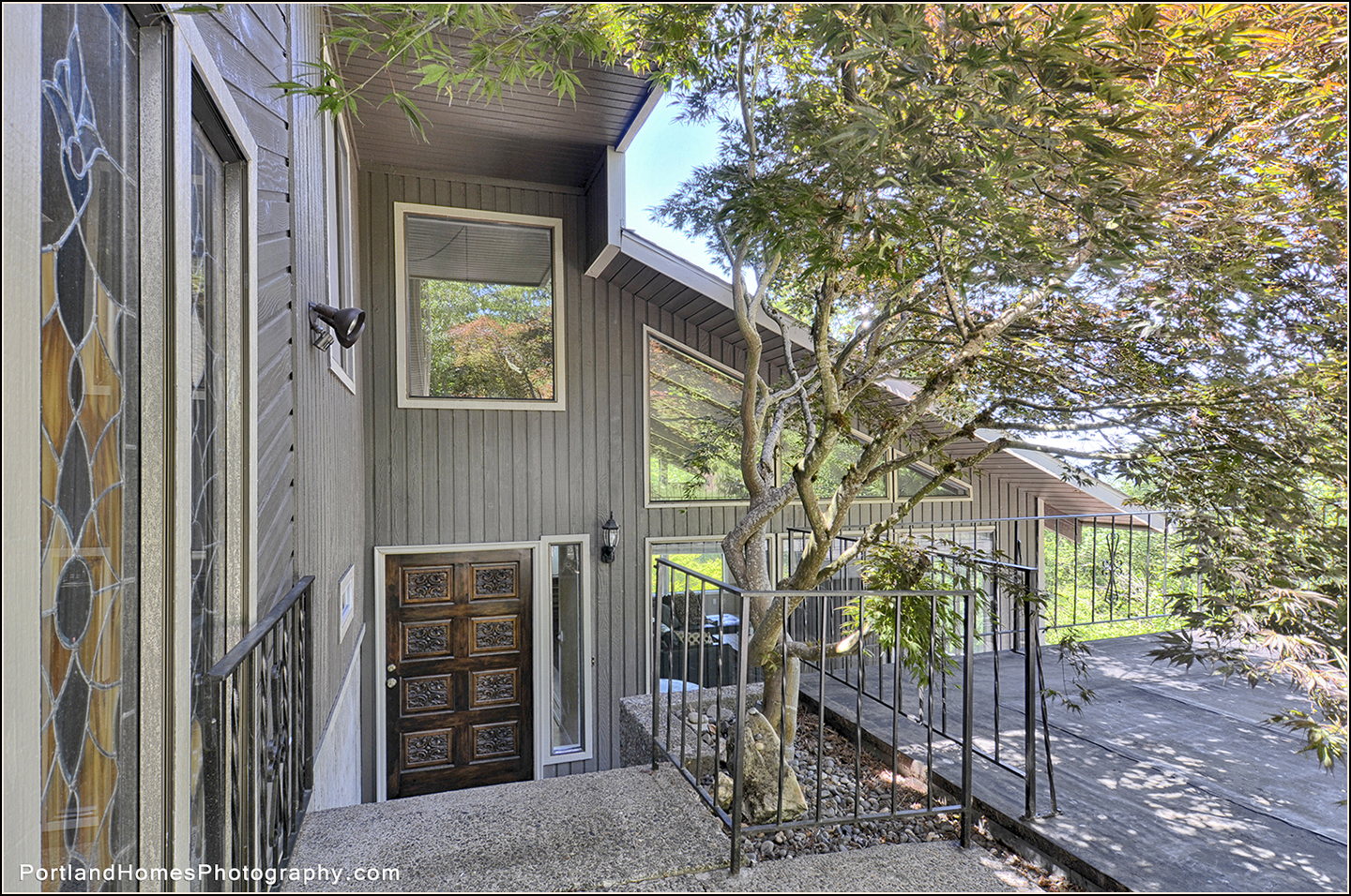 4_290 SW 14th St. Gresham copy.jpg