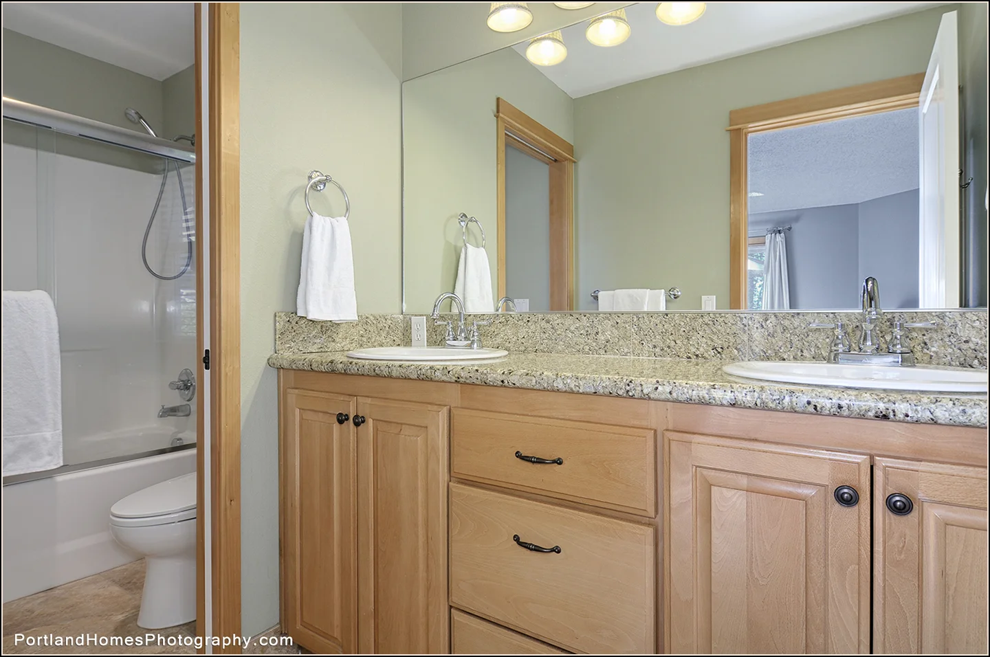 20_1261 SW Binford Lake Pkwy copy.jpg