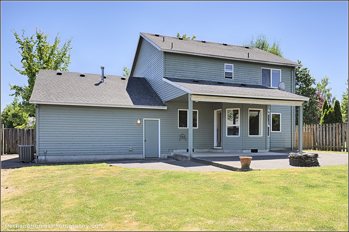 6_1717 SE Eagle Ln Gresham copy.jpg