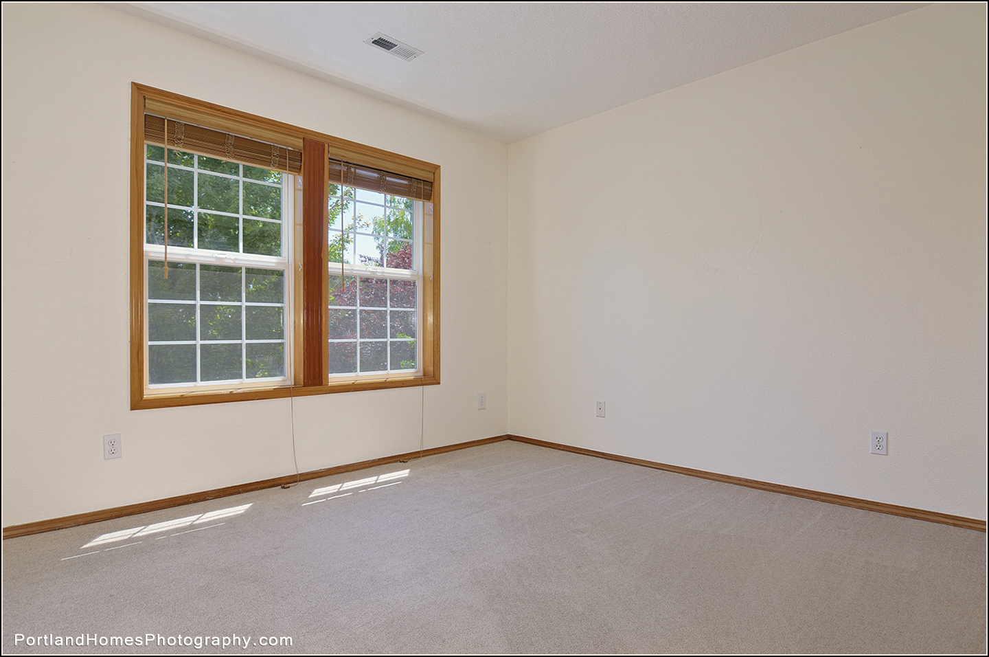 18_1717 SE Eagle Ln Gresham copy.jpg