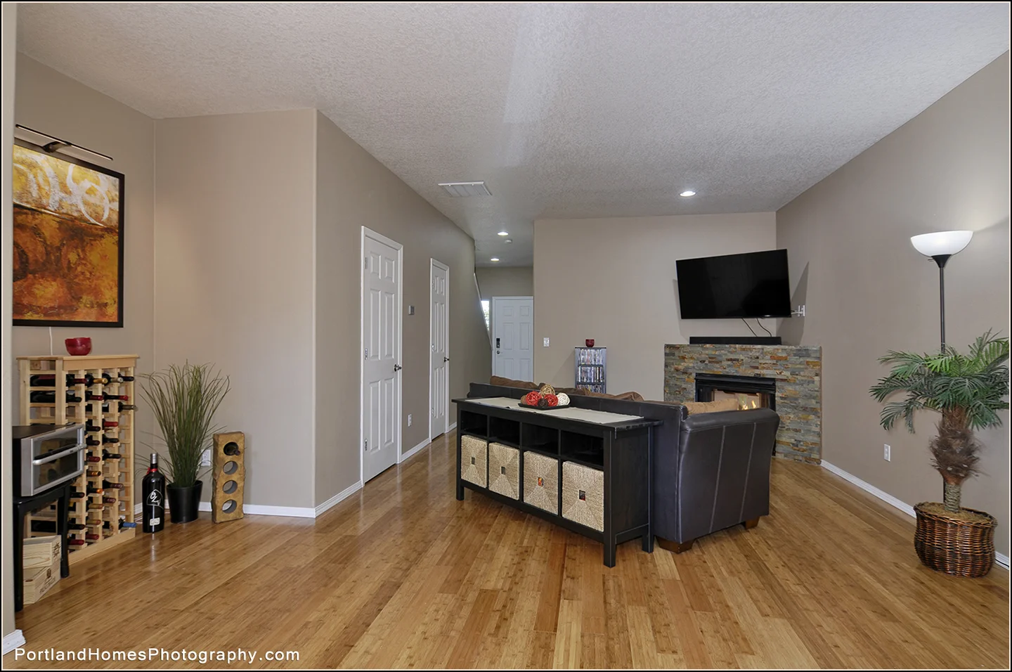 9_5858 SE Woodland Dr copy.jpg