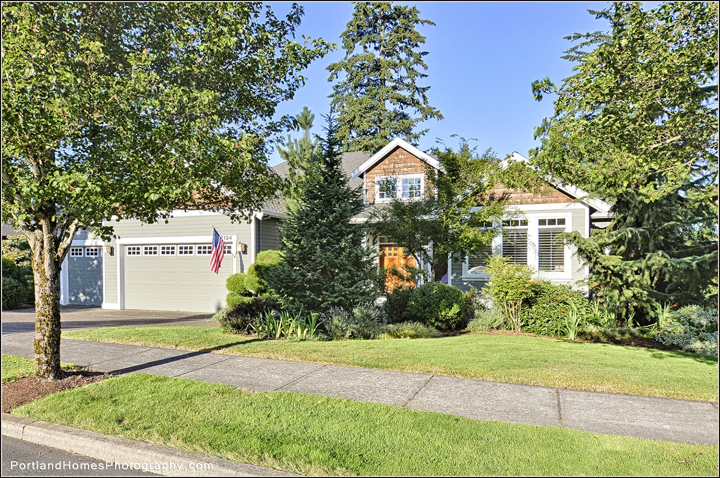 1_17124 Hood Ct Sandy copy.jpg