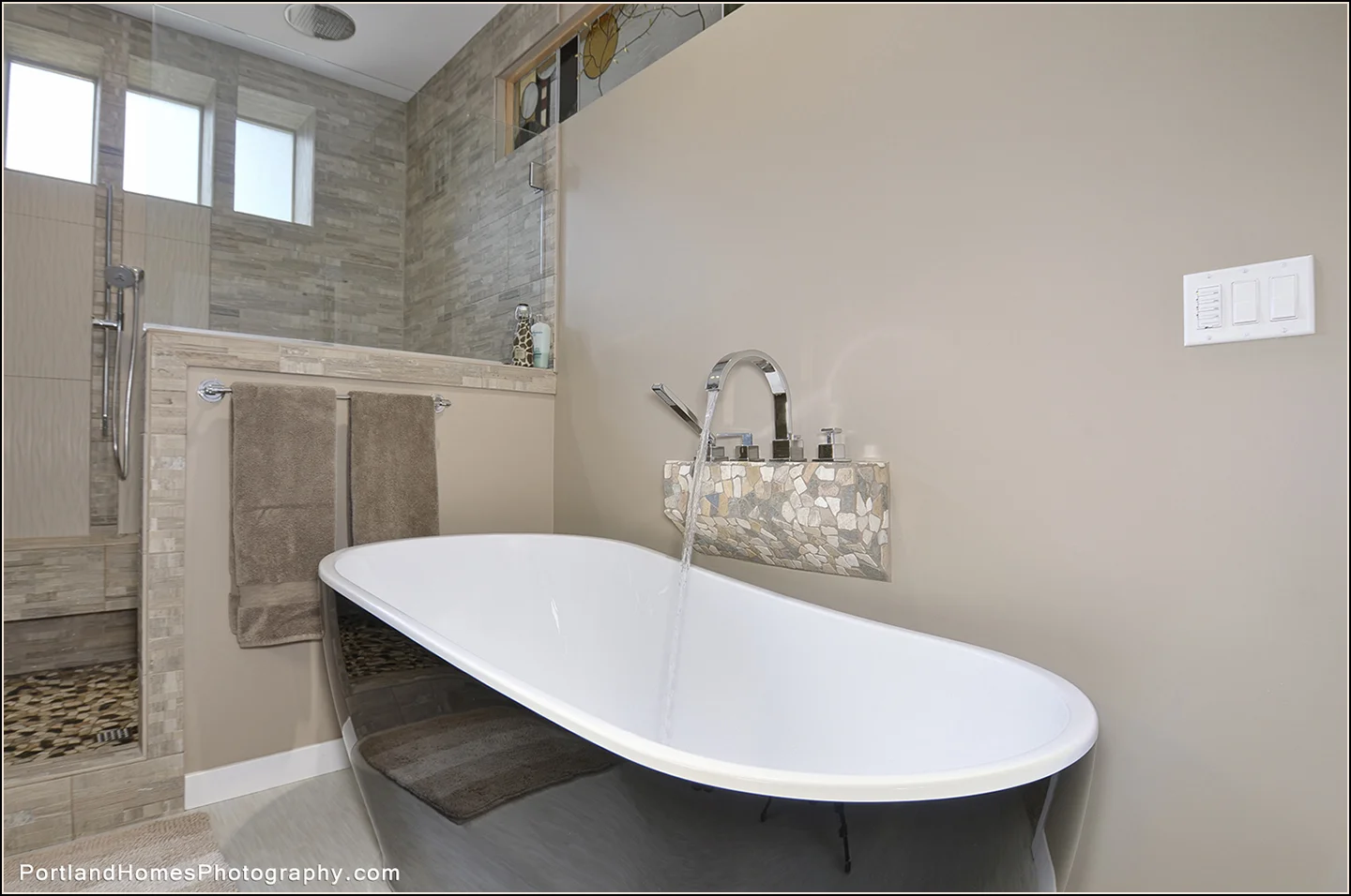 22_SW Street Beaverton Precision _Homes copy.jpg