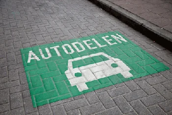 Autodelen opnieuw fors gegroeid: 11.210 deelauto’s, 110.000 autodelers