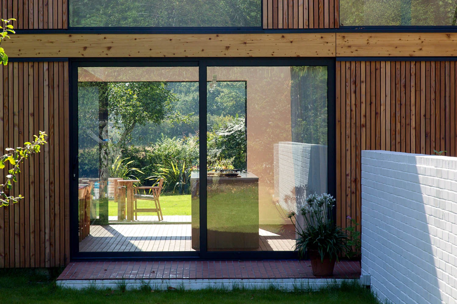 industree-contemporary-bespoke-build-8.jpg