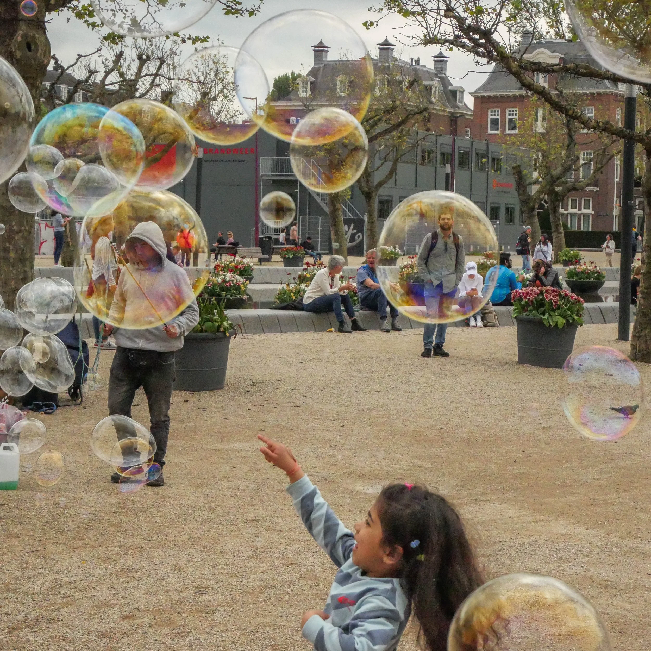 Enfermé dans sa bulle