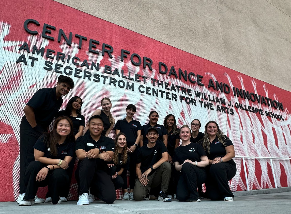 DANCE|PREHAB team and physical therapy student and community volunteers.