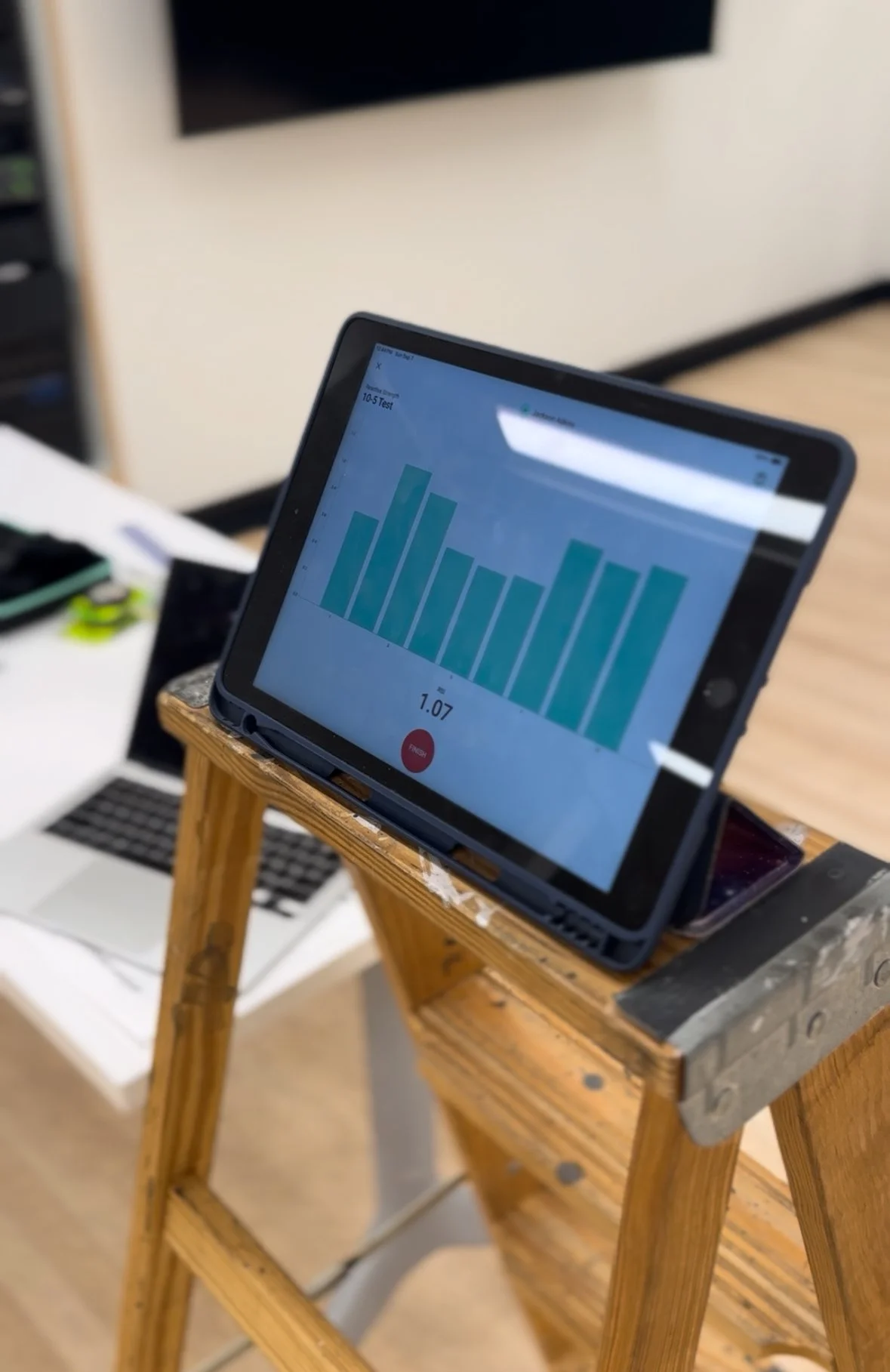 Introduction of technology for objective performance assessments (reactive strength index)