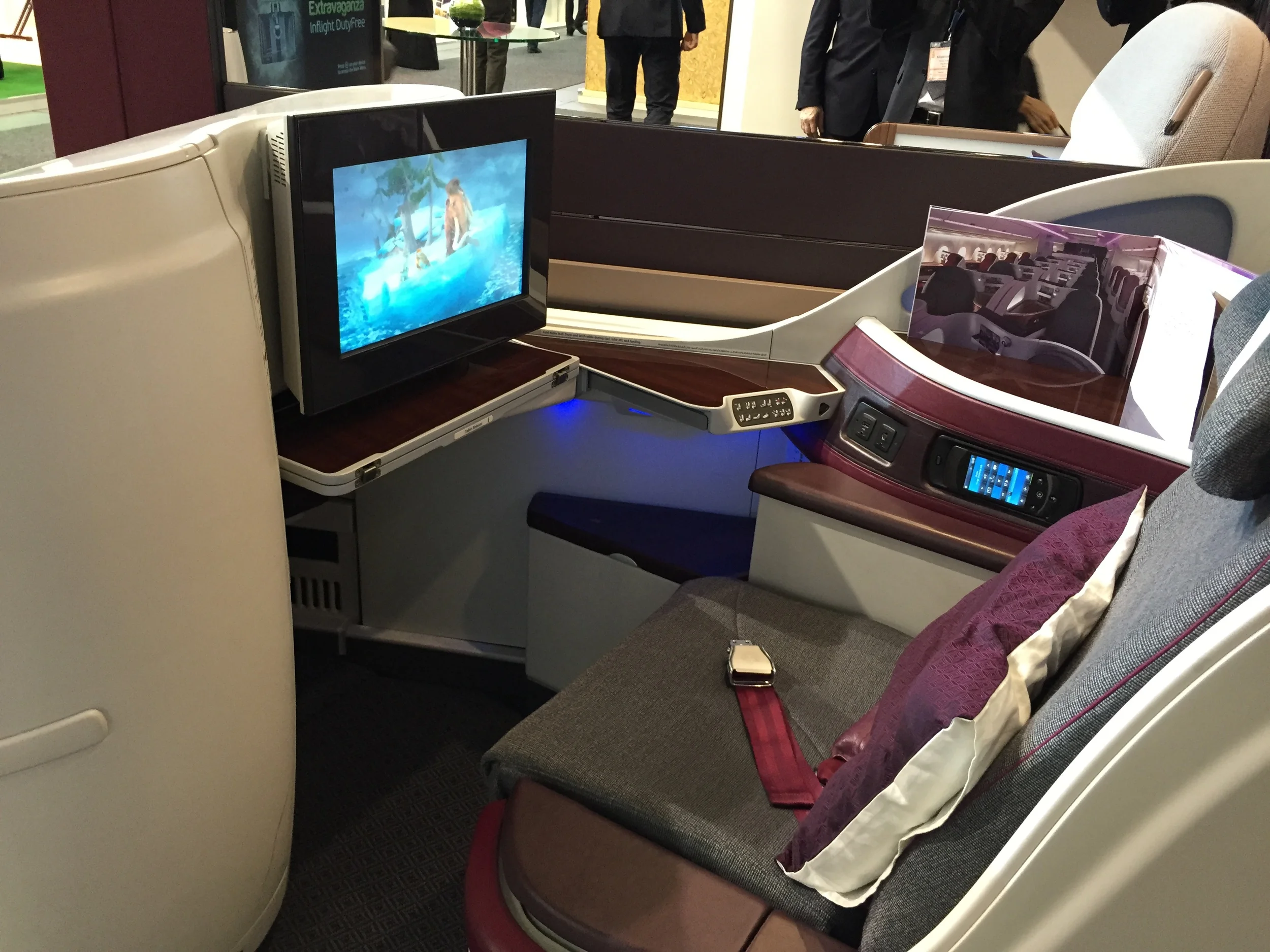The new Business Class of Qatar Airways Airbus 350