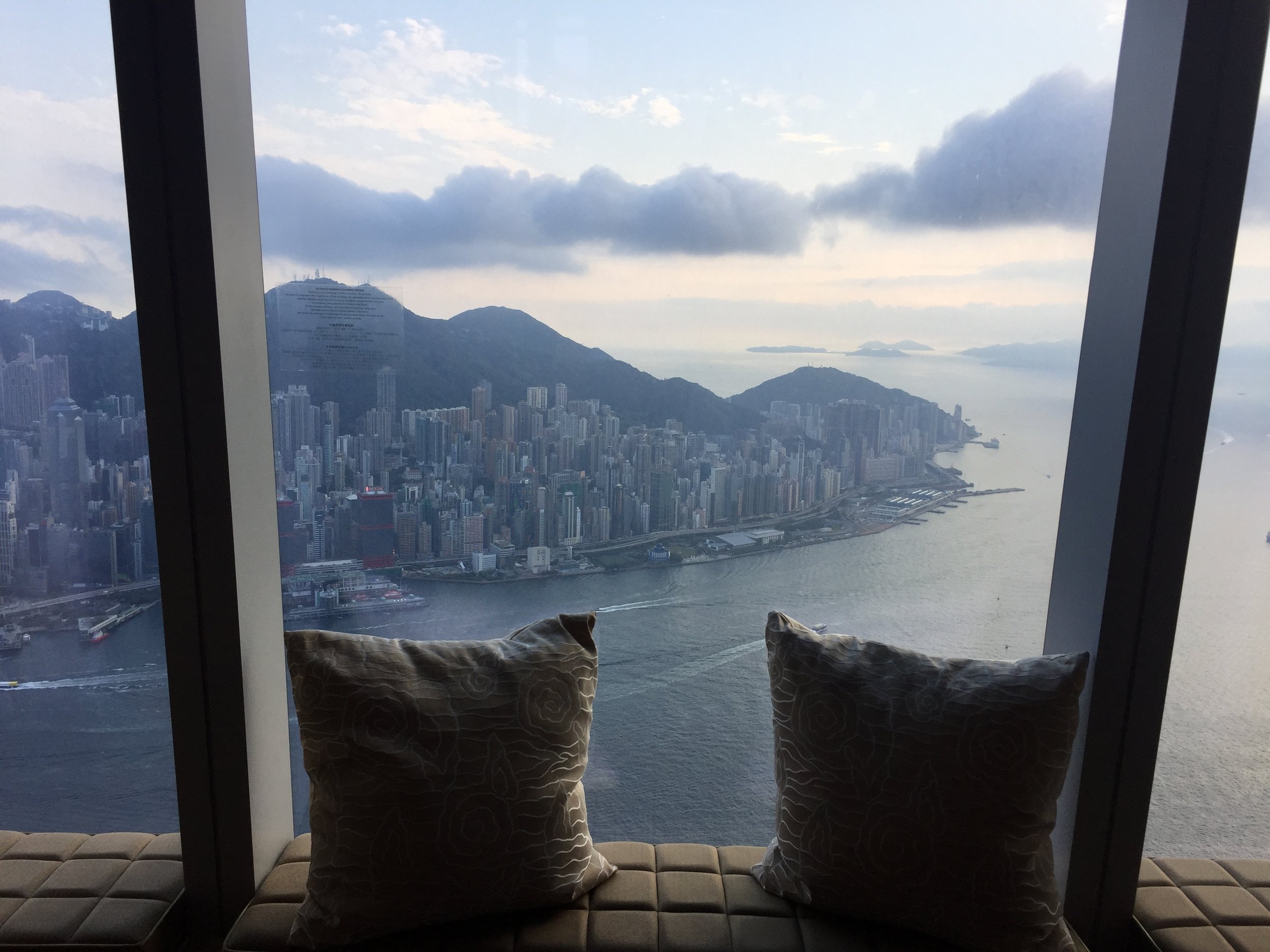 24 Hours at The Ritz Carlton Hong Kong