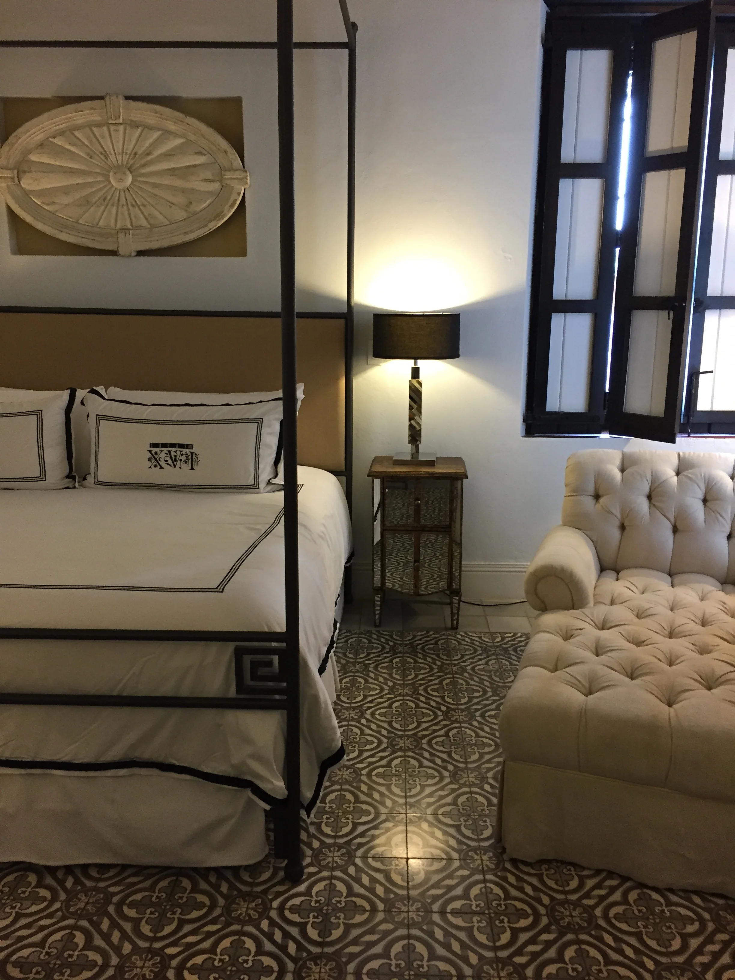 48 Hours at the Casas XVI, Santo Domingo