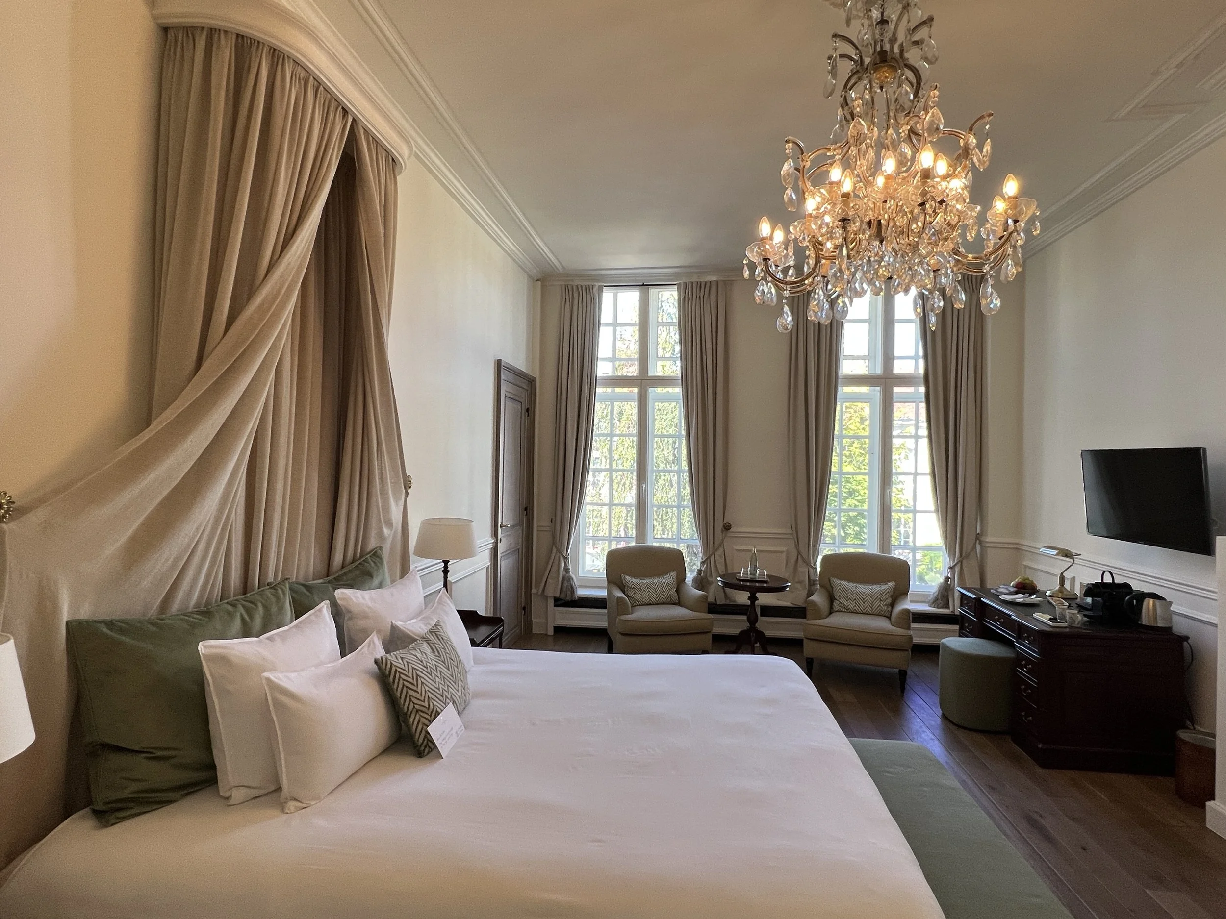 24 hours at the Hotel De Tuilerieën in Bruges, Belgium