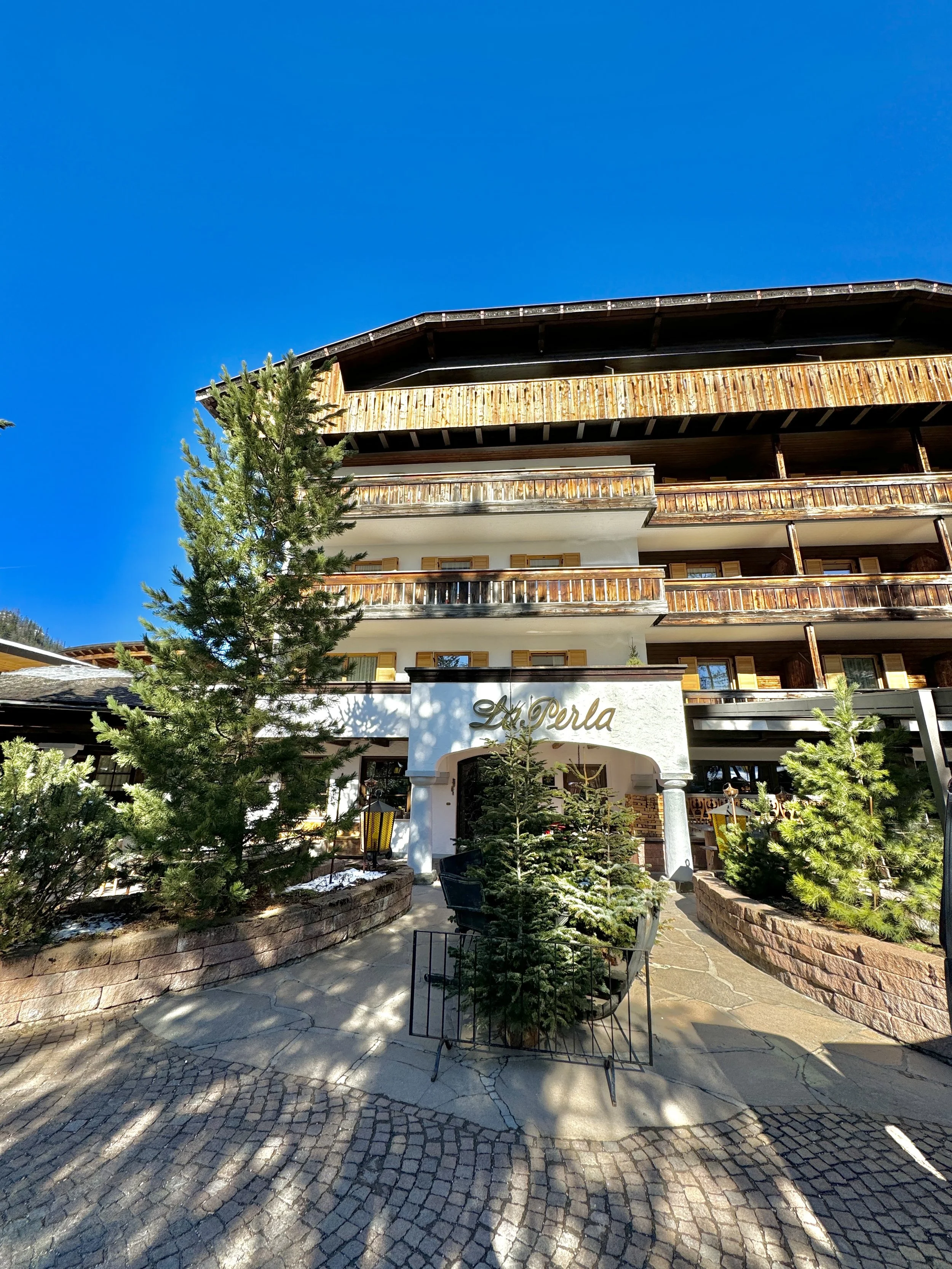 48 Hours at La Perla, Corvara