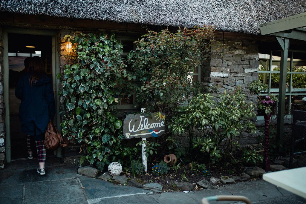 ireland desjardins studio rachel desjardins travel photography all rights reserved hostel dublin minnesota photographer lizcannor doolin liffs of moher boat