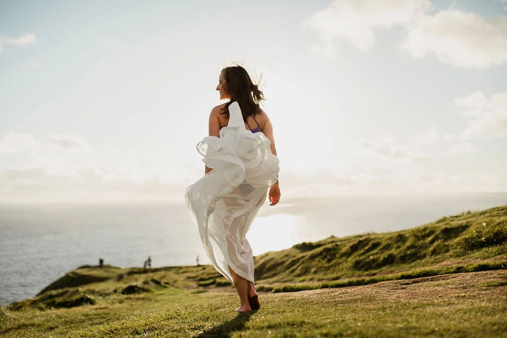 ireland studio rachel desjardins travel photography all rights reserved minnesota photographer lizcannor doolin cliffs of moher dance dancing dancer modern ballet erin campagna