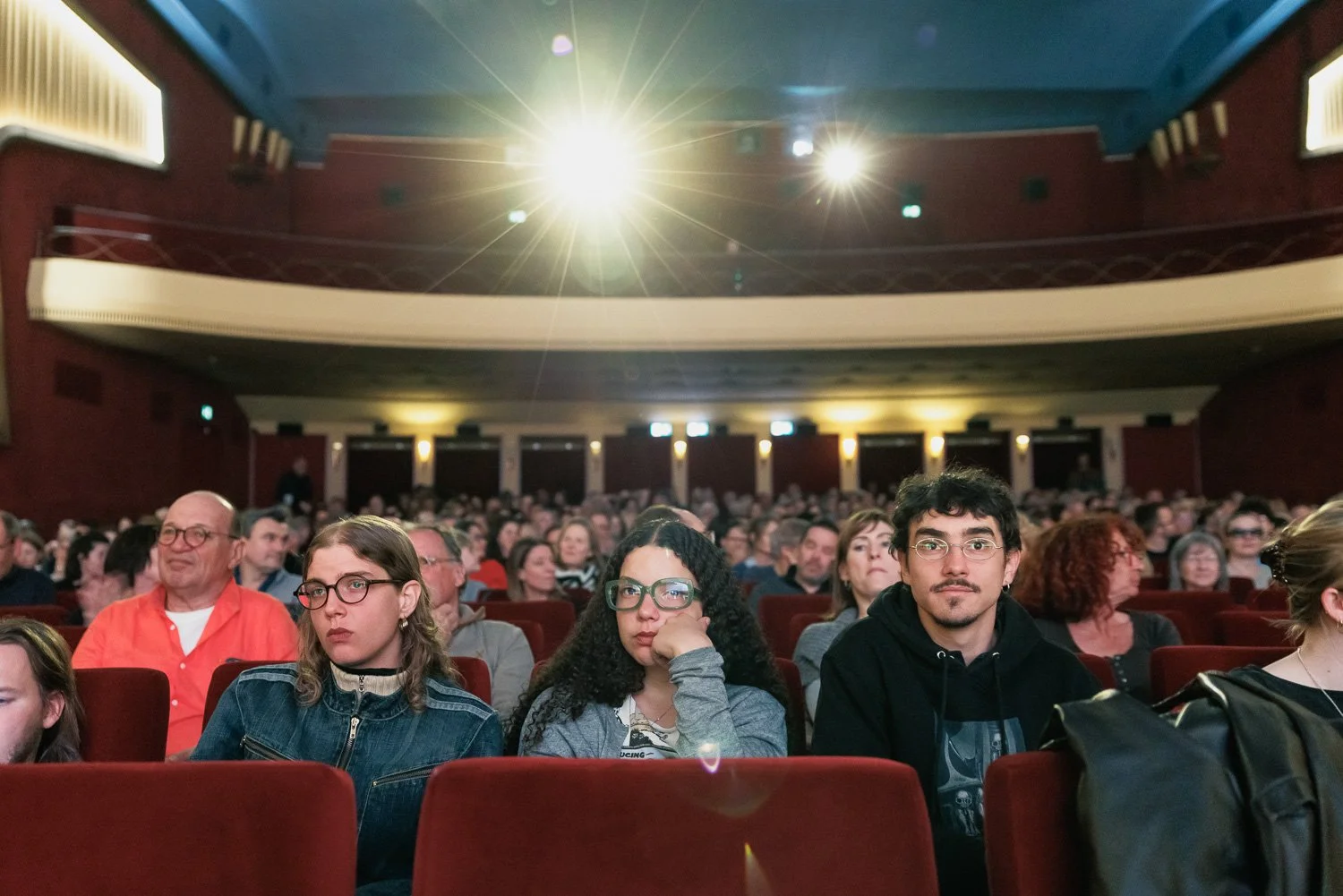 Projection du film "Le Lac", avant-première en présence du réalisateur Fabrice Aragno et de Bernard Stamm, navigateur et protagoniste du film. Capitole de Lausanne, cinemethèque suisse.