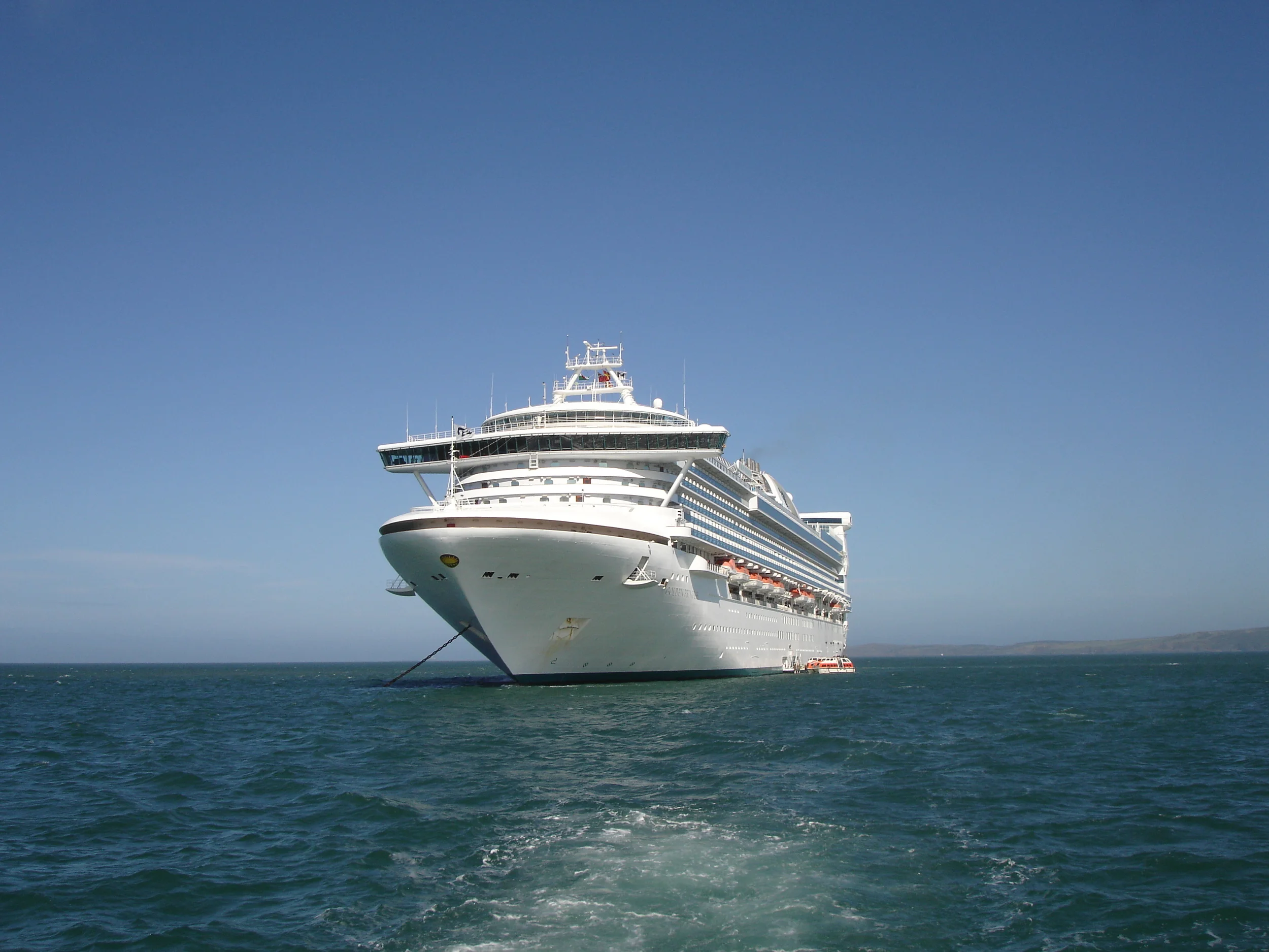 cruiseship_1409639_o.jpg