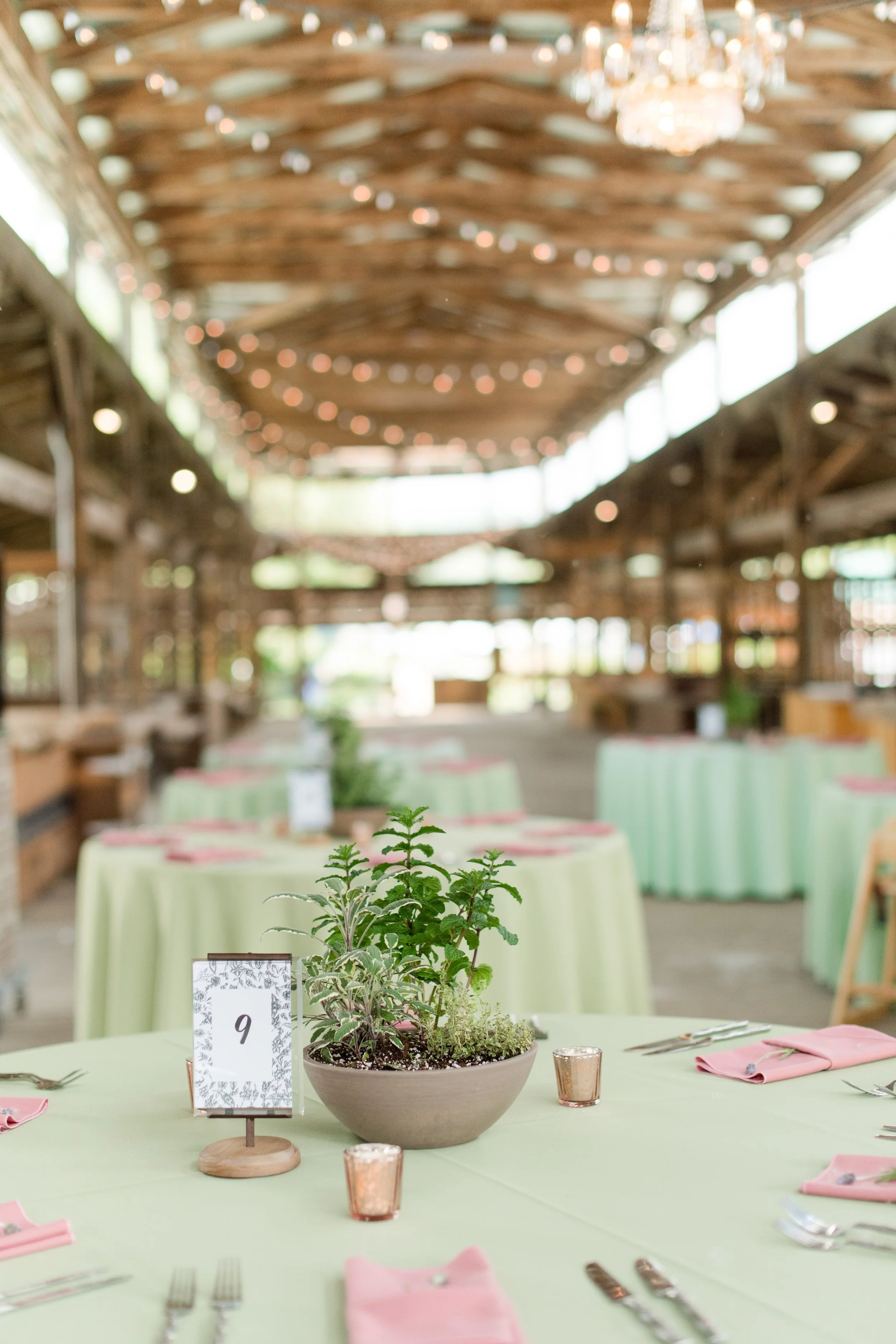 Florist in Ithaca NY Gallery — Michaleen's Weddings