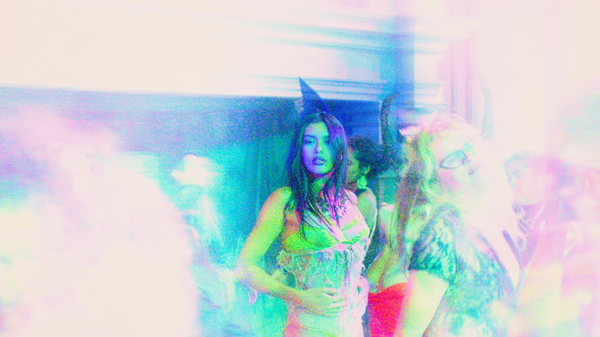 DCFONTAINES_MARIANNE_PRORES422HQ.00_03_35_11.Still177.jpg