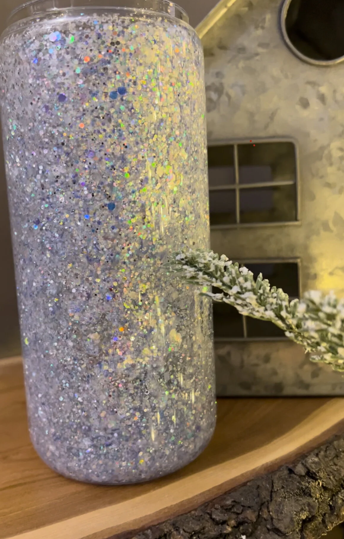 1A8A8565-1E0A-42EE-BD49-3057BBA53281