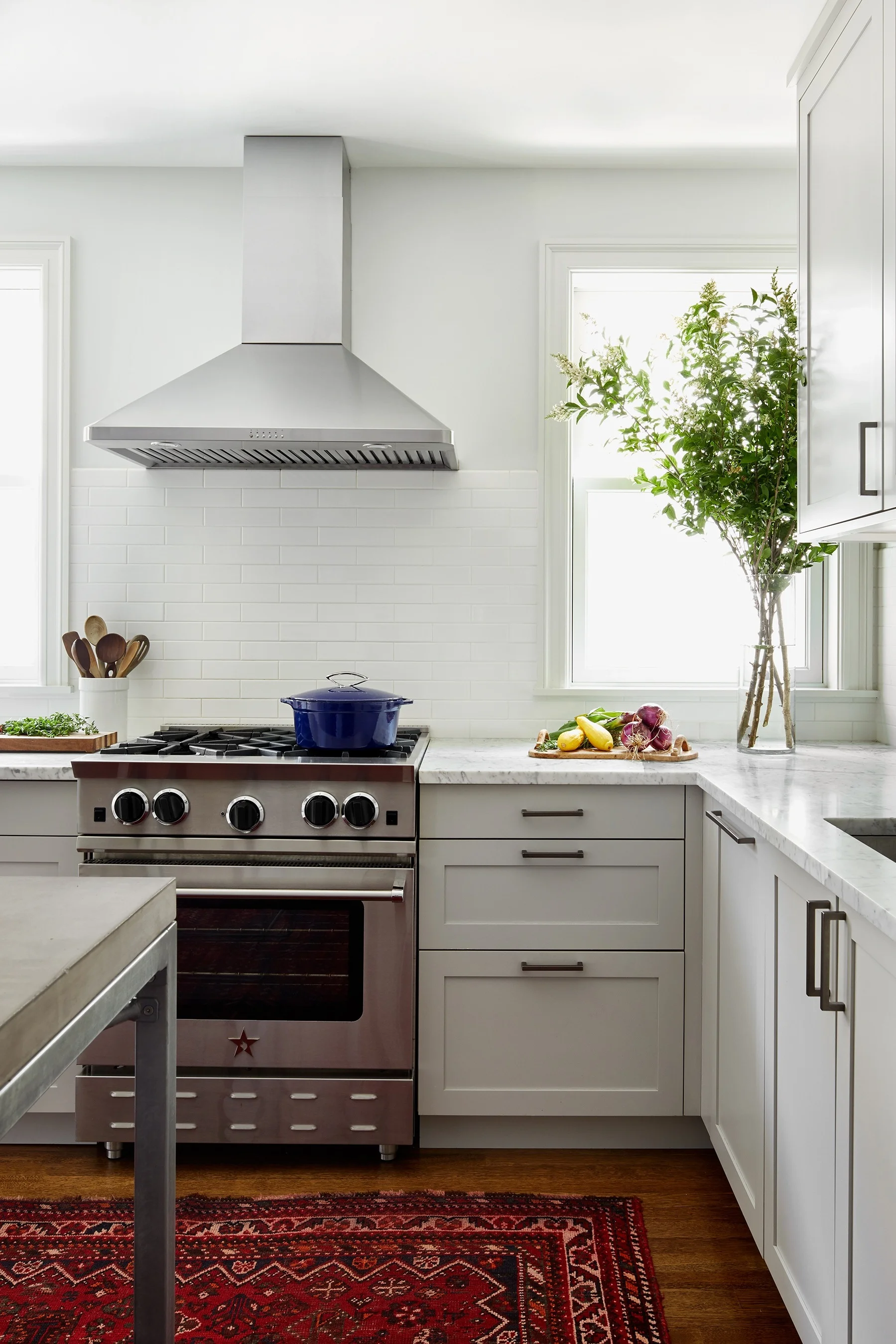 104-prospect-manor-kitchen-range.jpg