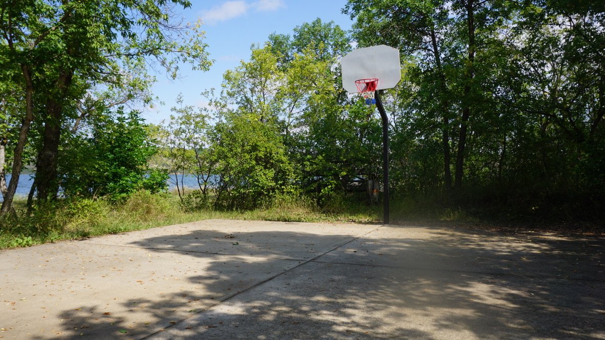 BASKETBALL COURT