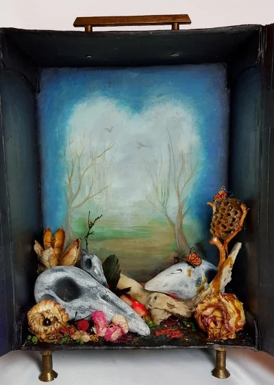 Lisa Hansen-Sweet Requiem-LightsOnDayTime.jpg