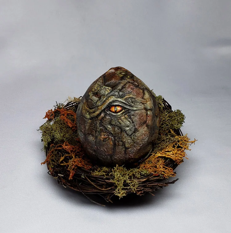 Lisa Sprite Hansen - Drelic Egg in nest.jpg