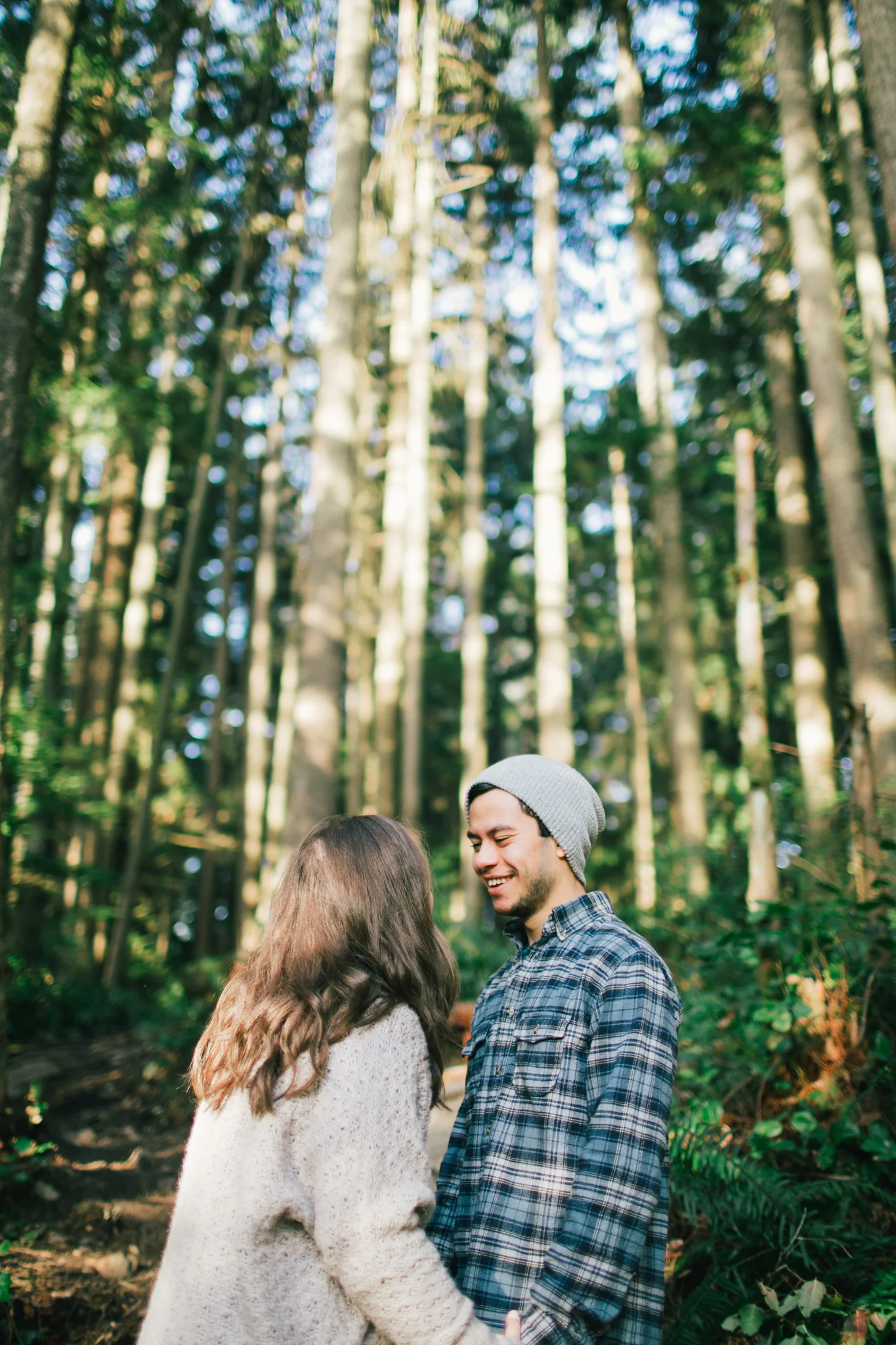A North Vancouver Deep cove and Quarry rock engagement session. Vancouver wedding, lifestyle and portrait photographer. Lesley Laine