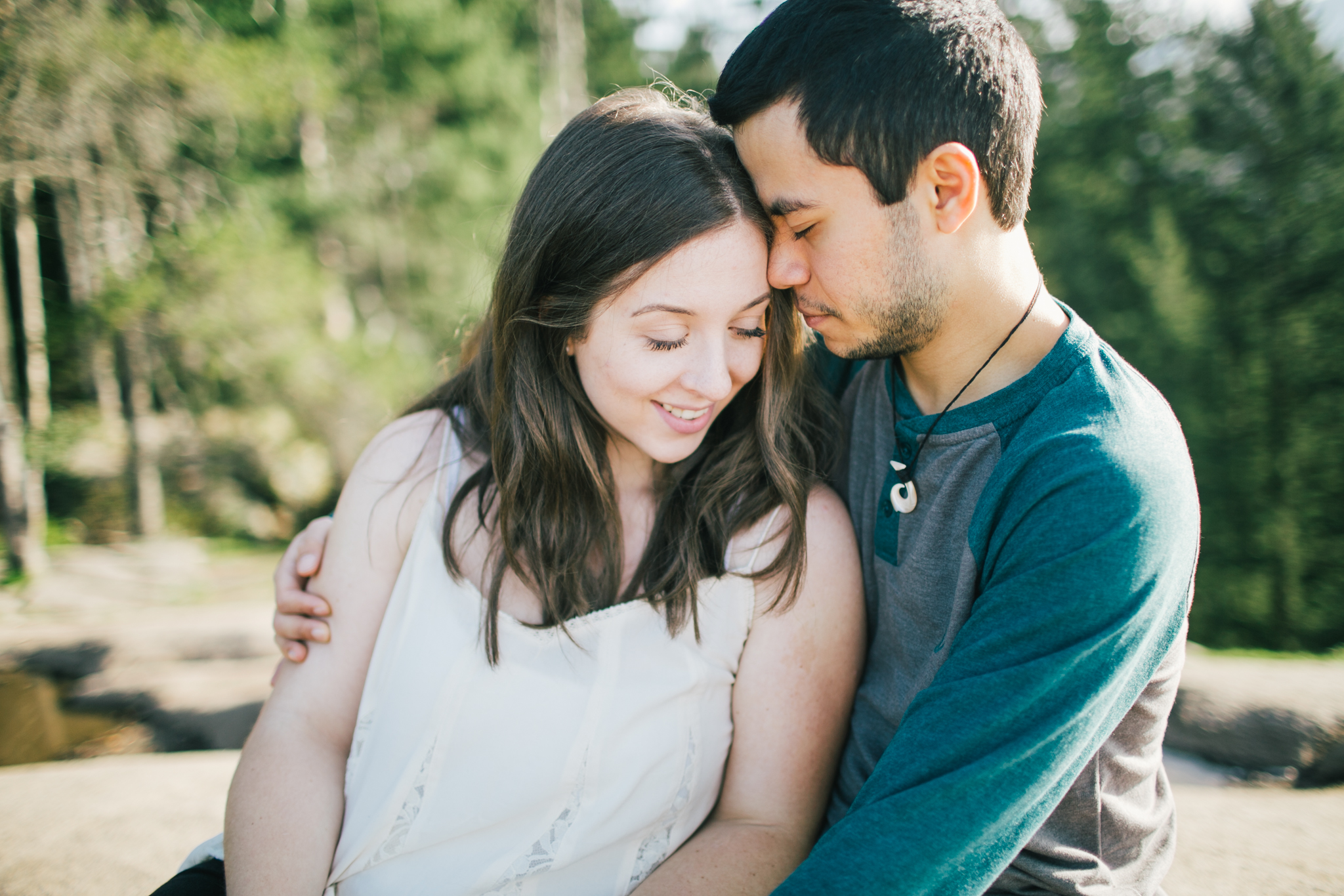 A North Vancouver Deep cove and Quarry rock engagement session. Vancouver wedding, lifestyle and portrait photographer. Lesley Laine