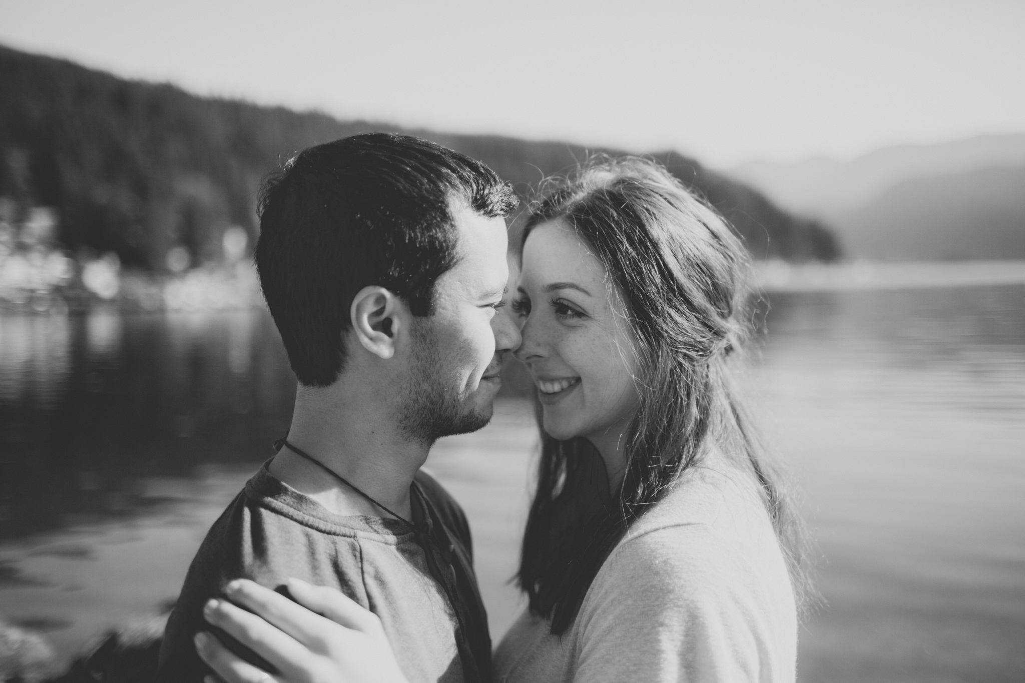 A North Vancouver Deep cove and Quarry rock engagement session. Vancouver wedding, lifestyle and portrait photographer. Lesley Laine