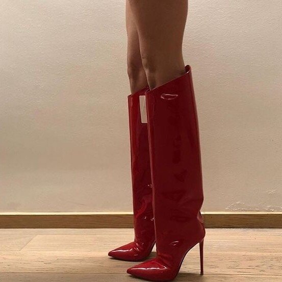 🧨 #instagood #instadaily #instagram #instaday #instafashion #instapic #inspo #inspired #trending #trends #style #instastyle #instafashion #trendy #styles #instagramer #instalike #instamood #mood #instagramhub #fashiongram #fashionblogger #fashionist
