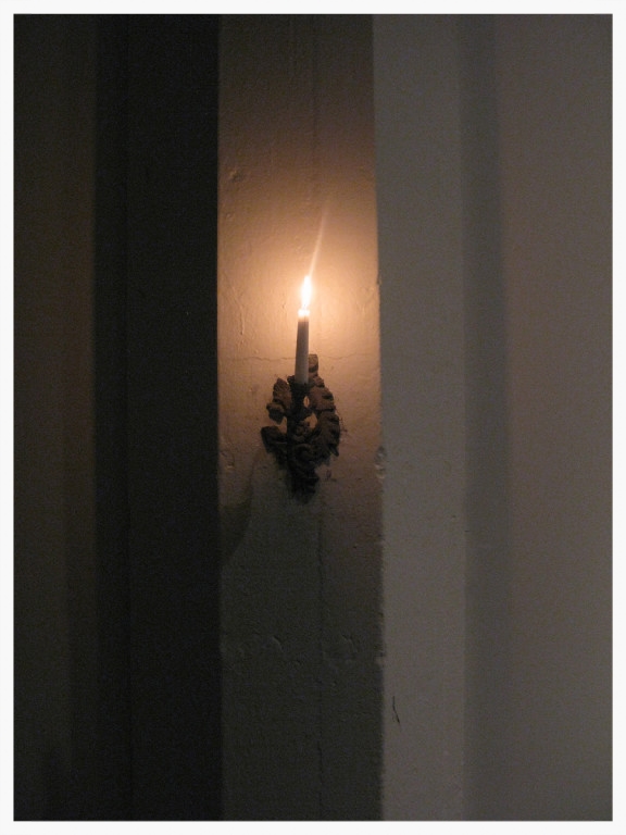 hallway_light.2.jpg