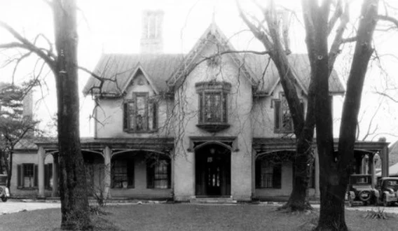 ElleyVila1930.jpg