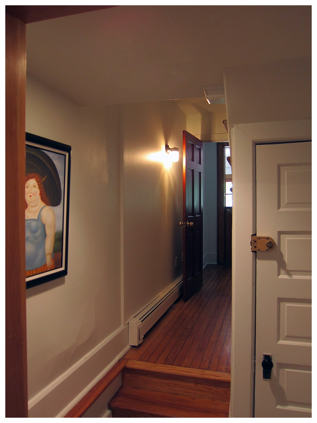 Hallway2.jpg