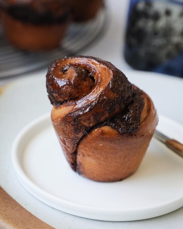 I was so grateful to be #gifted some beautiful @cotswoldflour flour recently with a challenge to make something from my #bakingbucketlist and so I set about making a Nutella babka and scrolls with them. I&rsquo;ve had a mixed love affair with bread m