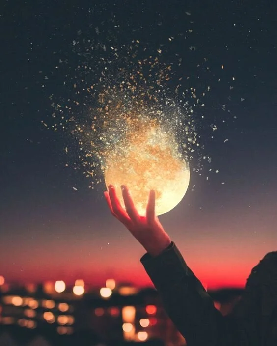      

 
   How to Remember Your Dreams &nbsp;—  &nbsp;6 Tips for Dream Recall  Dreaming is a unique experience for everyone. Some people remember all of their dreams, and others have a harder time connecting to the sacred dream-space. Dreams communi