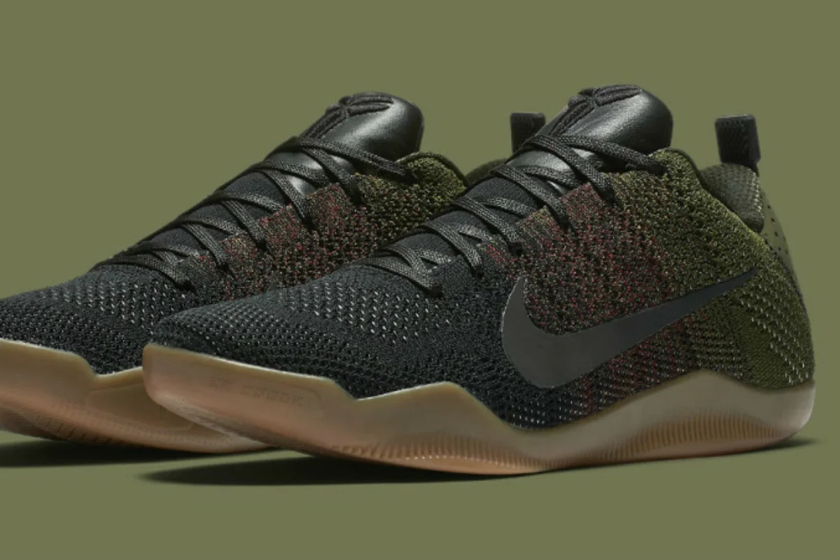 kobe xi black