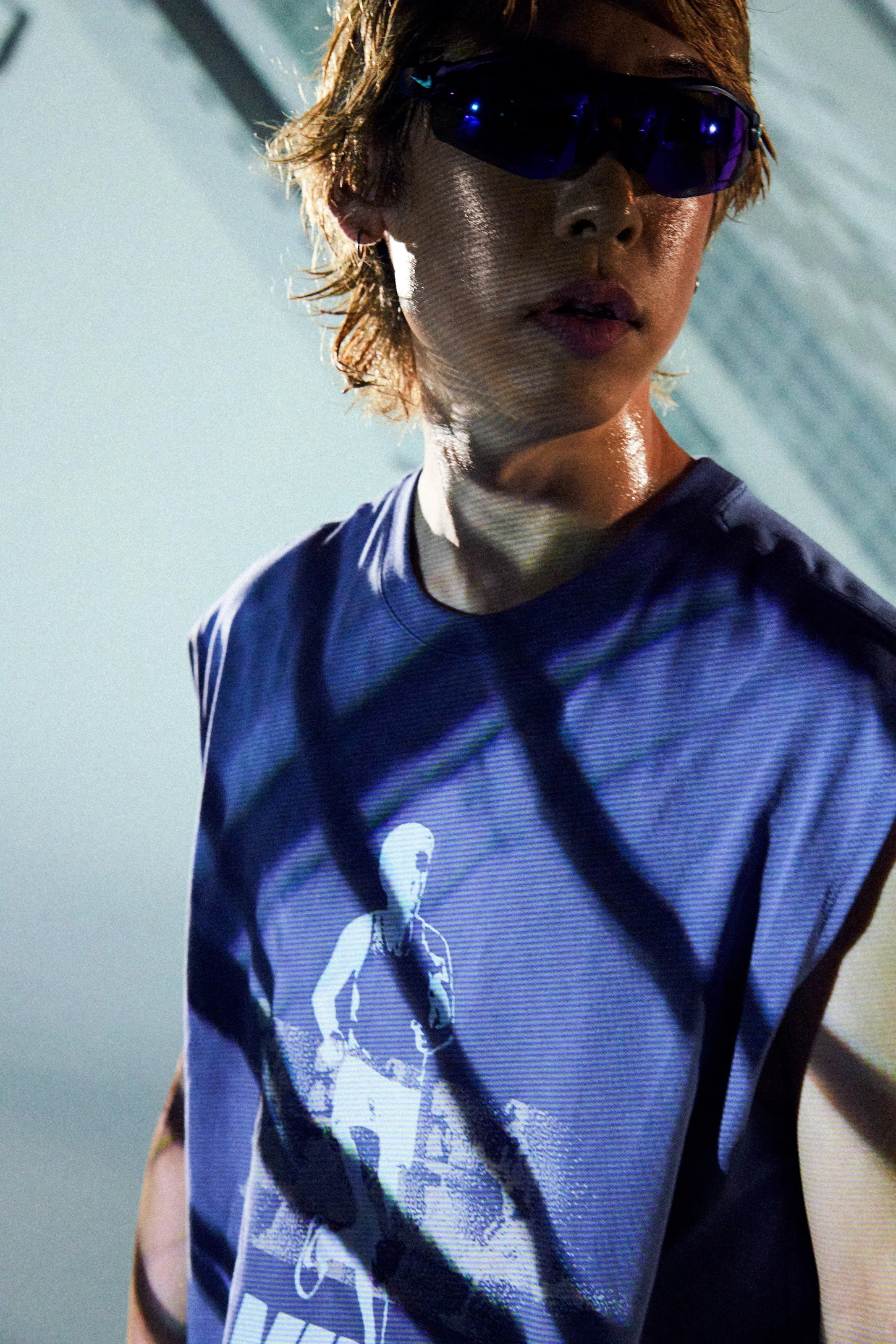 003_fa25-running-apla-nirt-still-essence-3815.jpg