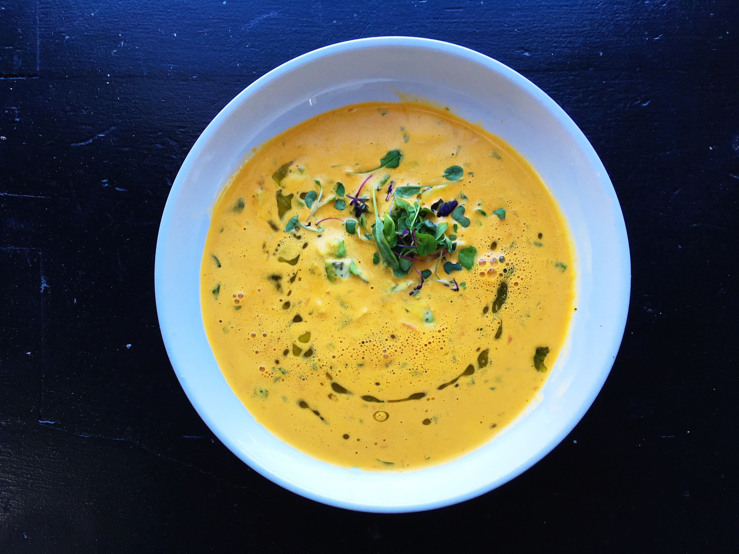 Bahamian Soup // Coconut milk / Cayenne / Lime