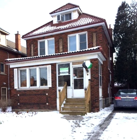 83 STERLING ST, HAMILTON